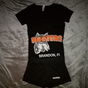 Hooters v-neck uniform set top+shorts XS/S